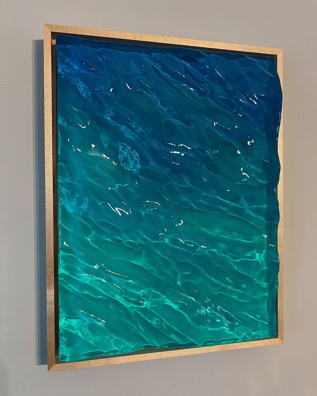 🌊 Handmade 3D Epoxy Resin Ocean Wave Art