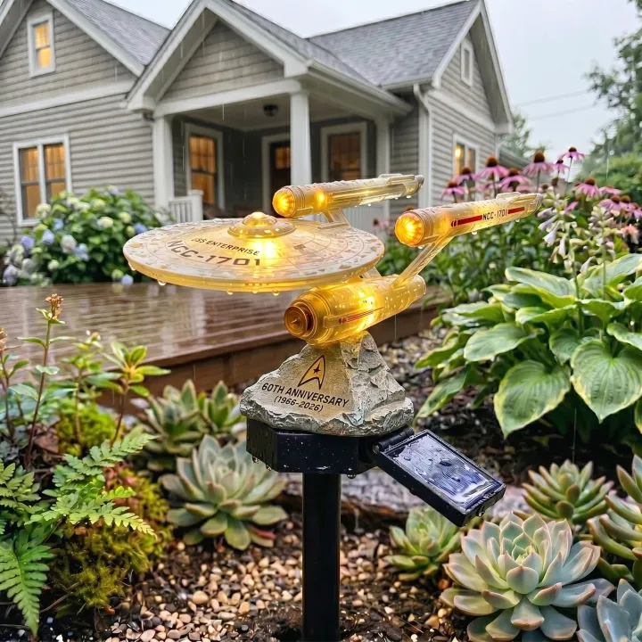 🖖 Starship Enterprise Solar Garden Light – 60th Anniversary Edition